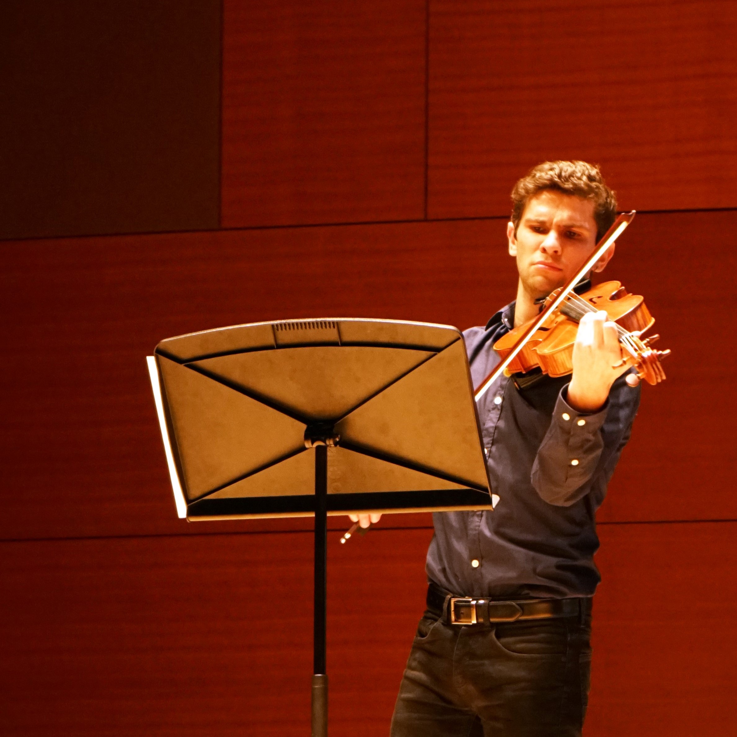 Teddy performs in the masterclass.